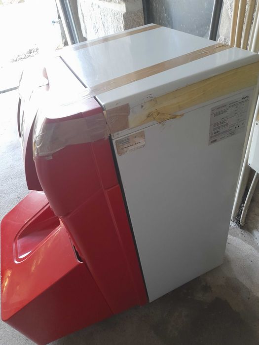 Caldeira a gasóleo Roca Laia aquecimento e AQS