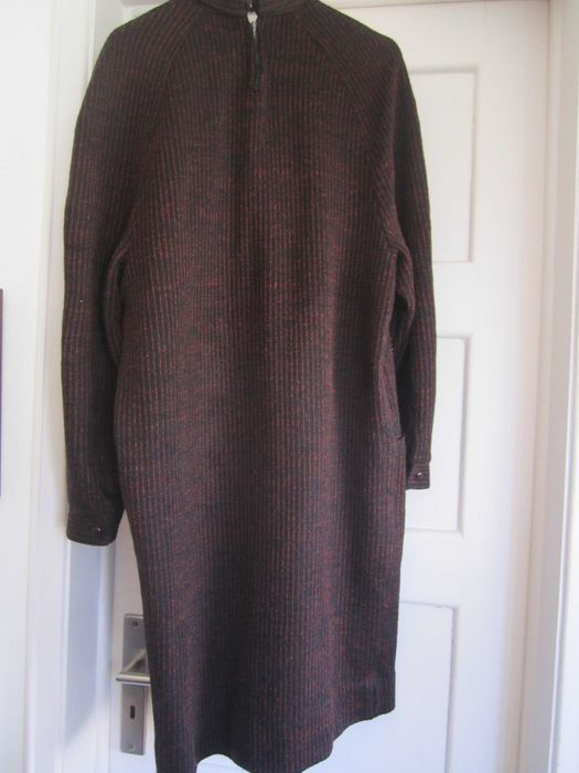 Vestido Interveste a direito Bordeaux e preto brilhante T46