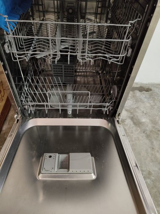 Maquina lavar loiça candy64586485526019121