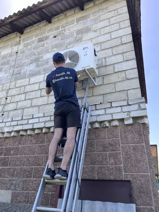 Установка кондиционеров Чистка кондиционеров Монтаж кондиціонерів