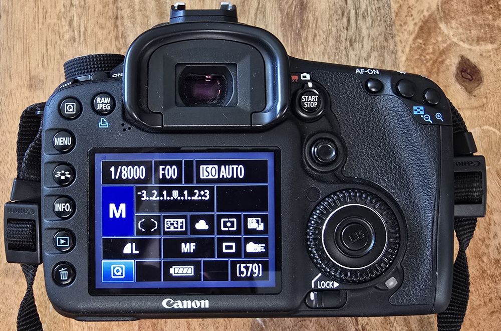 Canon EOS 7D idealny