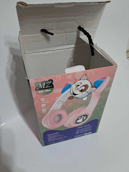 Słuchawki Dla Dziecka Bezprzewodowe z Uszami Bluetooth Świecące