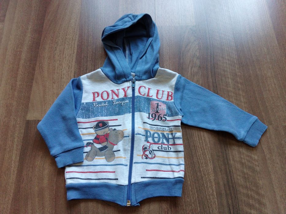 Bluza zapinana, r. 74, z kapturem.