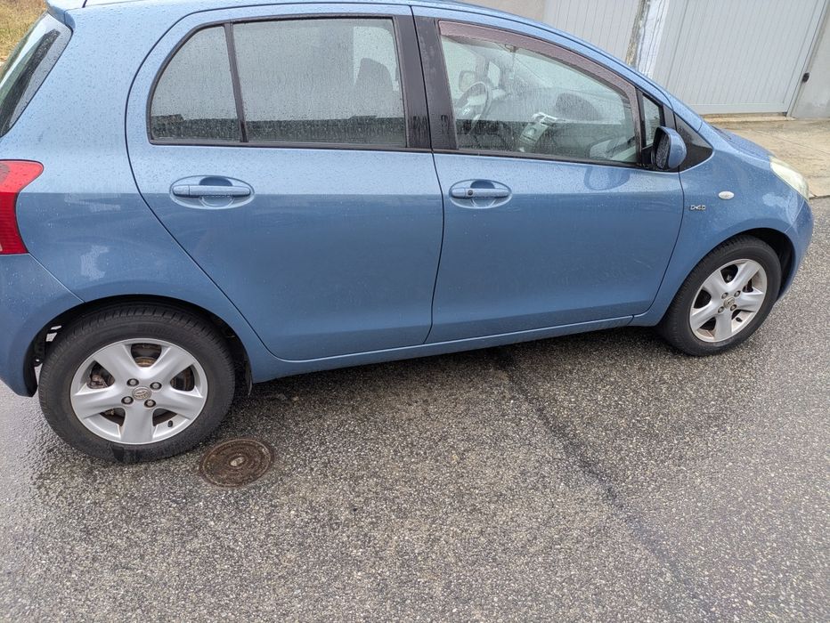 Toyota Yaris 1.4 d4d — photo 2