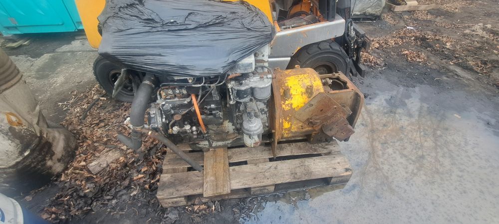 Koparko ladowarka jcb 3c lyzka przednia