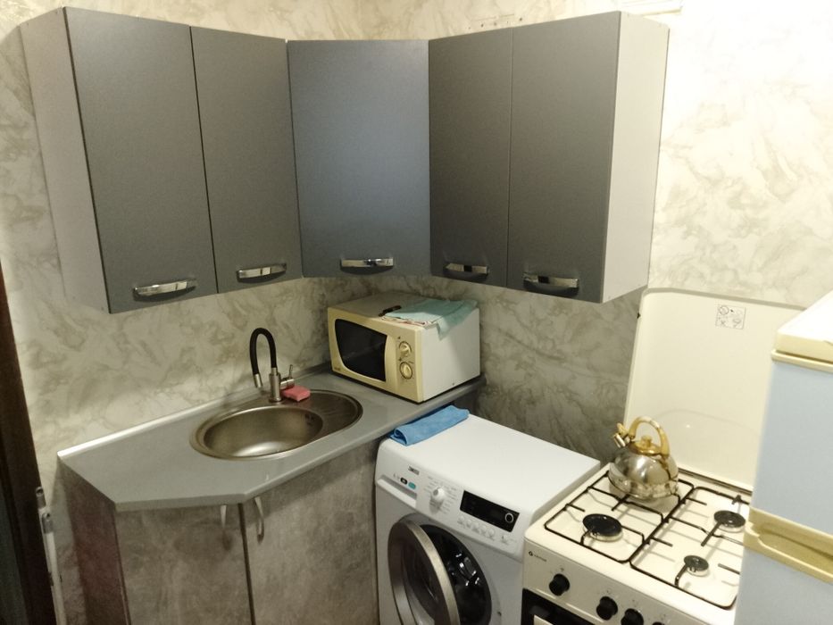 Подобово погодинно 1к квартира пр. Перемоги