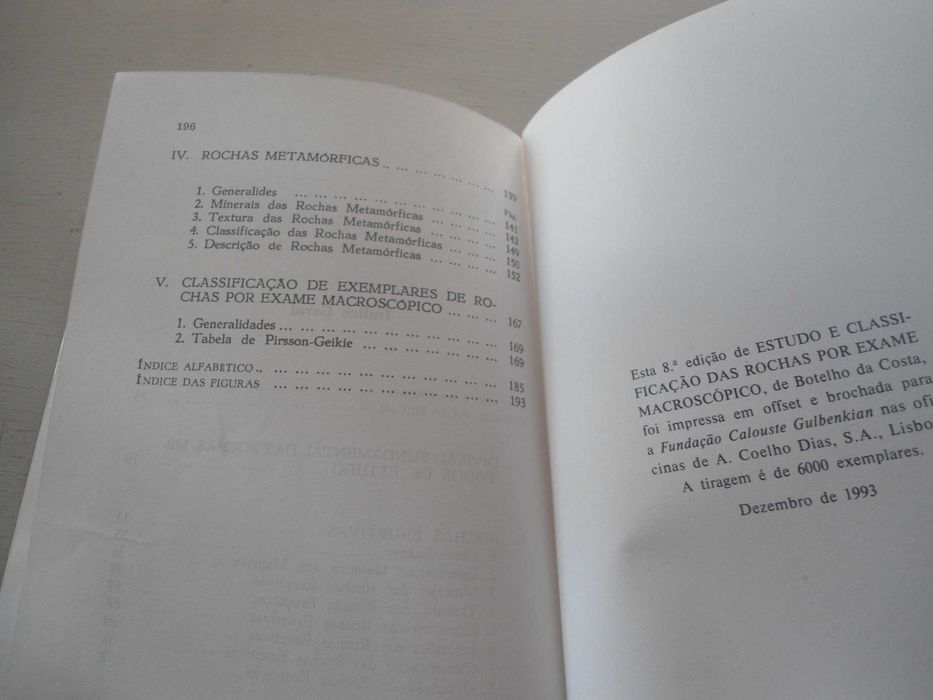 Estudo e Classificação das rochas por exame macroscópico Joaquim Costa