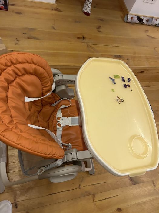 Продам бу кресло Chicco