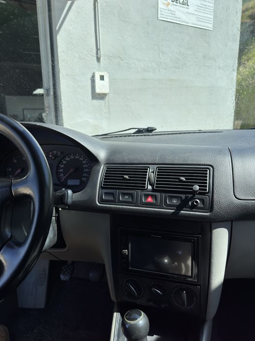 VW Golf IV 1.9 TDI PD 130cv (Look R32)– Fiável, económico, bom estado