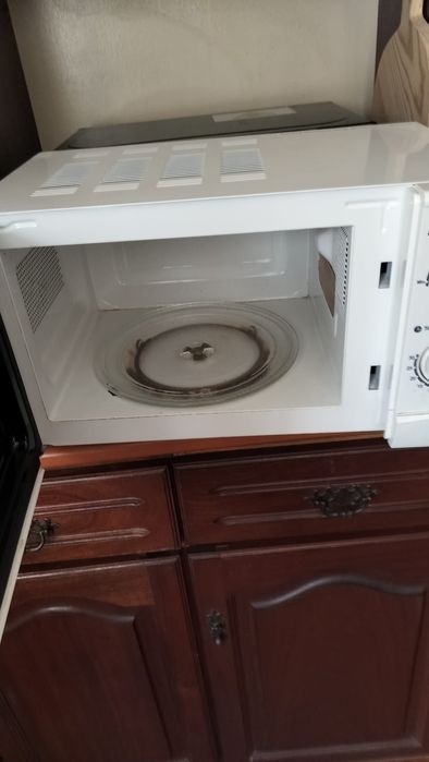 Microondas a funcionar