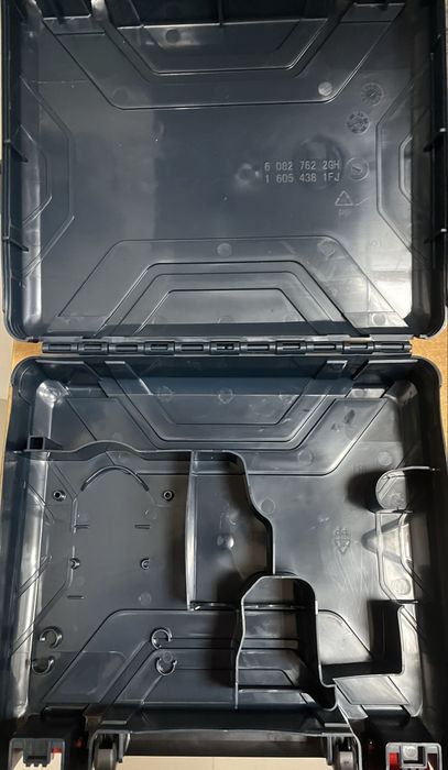 Box, walizka, pojemnik bosch na wkrętarkę.