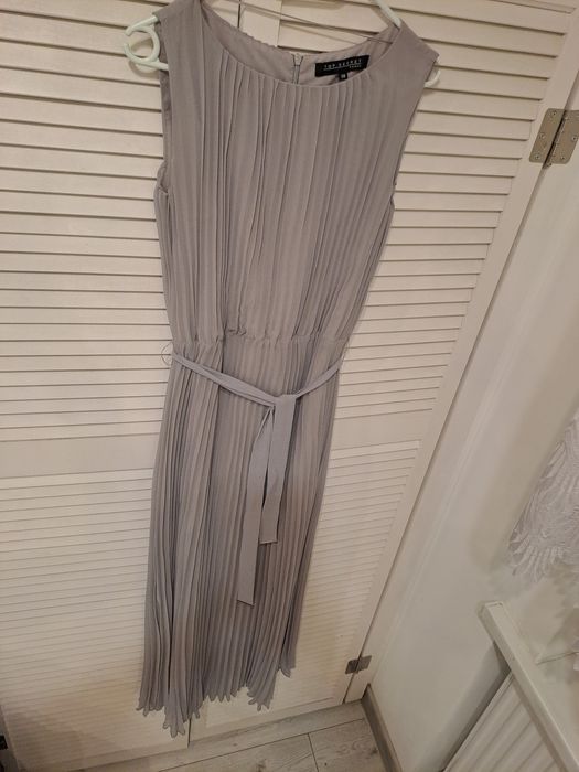 Długa szara  sukienka rozm 38
