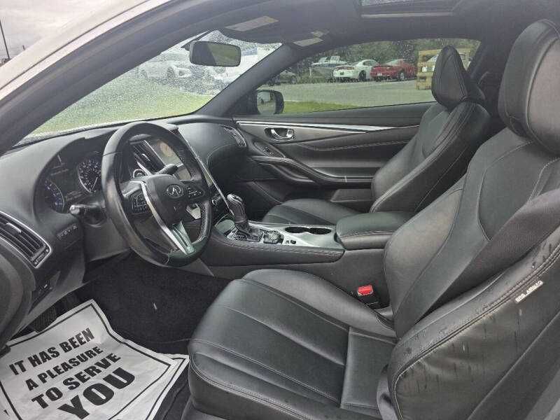 2017 Infiniti Q60 2.0T
