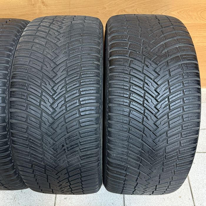 235/40/19+255/35/19 Pirelli Allseason всесезоні шини 255 35 235 40 R19