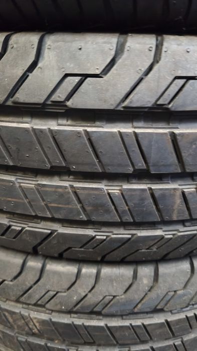 Pneus 215/70/15C