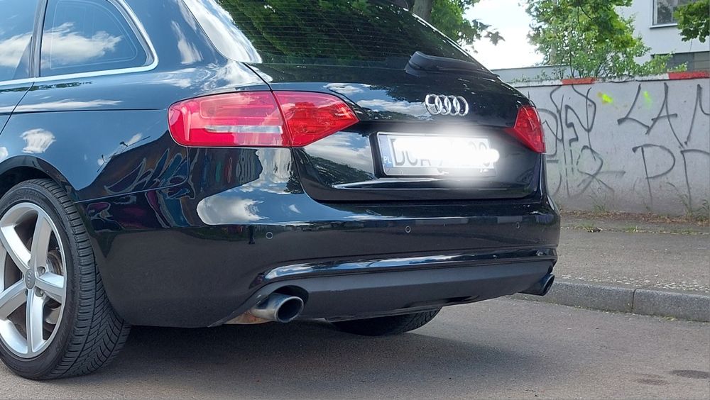A4 B8 2.0 benzyna 2008 / 180 KM