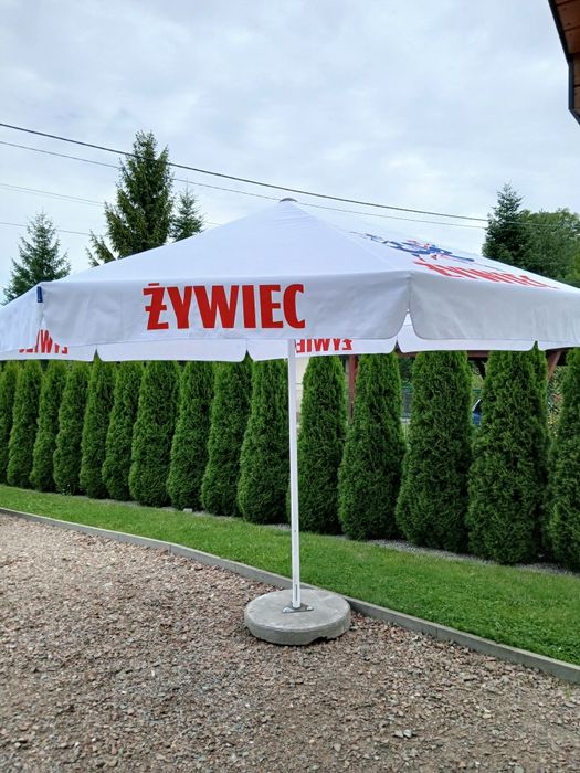 Parasol ogrodowy 4 metry. Nowe poszycie.