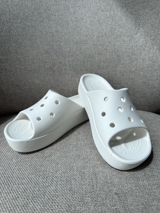 Шльопанці білі Crocs p.35 (оригінал)