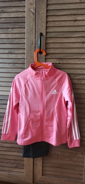 Новый спортивный костюм adidas