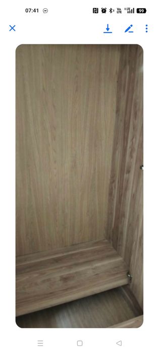 Sprzedam szafę w bardzo dobrym stanie.