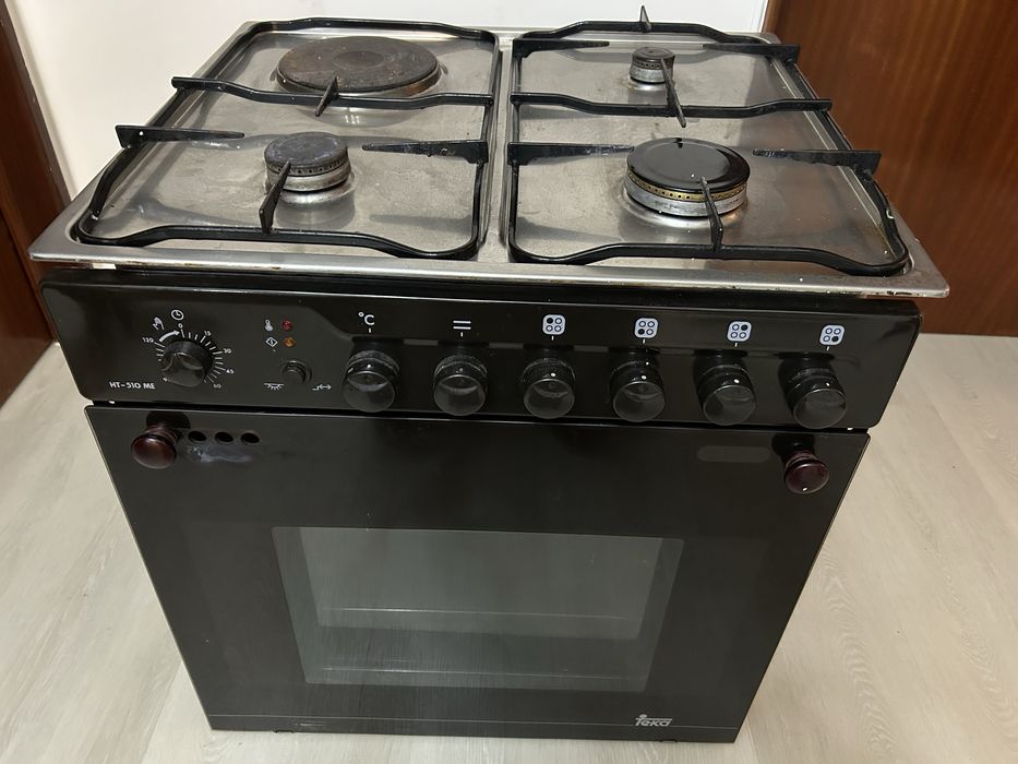 Conjunto Teka: Forno Elétrico + Placa Mista (Gás e Elétrico) - Muito Estimado
