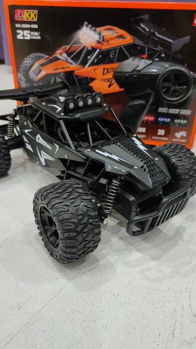 Машинка на радиоуправлении