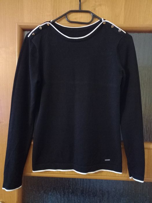 Bluzka czarna, długi rękaw