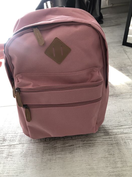 Рюкзак рожевий