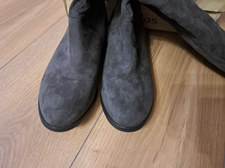 Wysokie kozaki buty koty