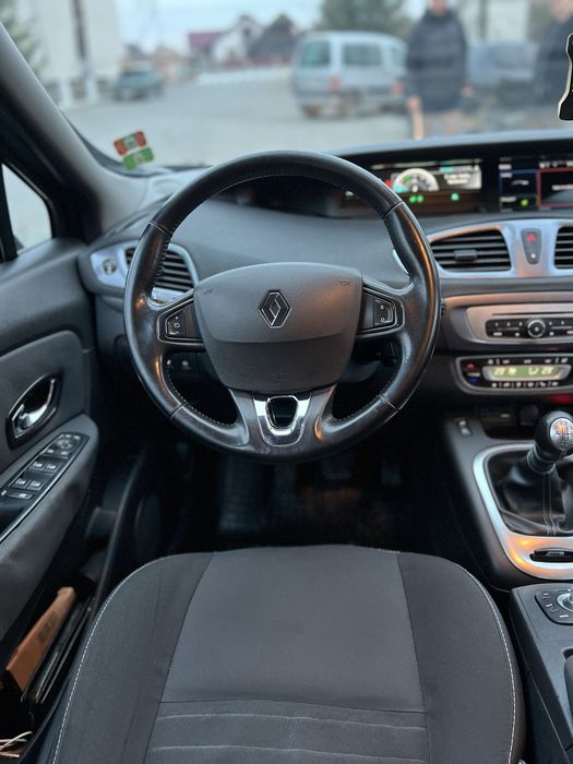 Терміново!Renault Grand Scenic!