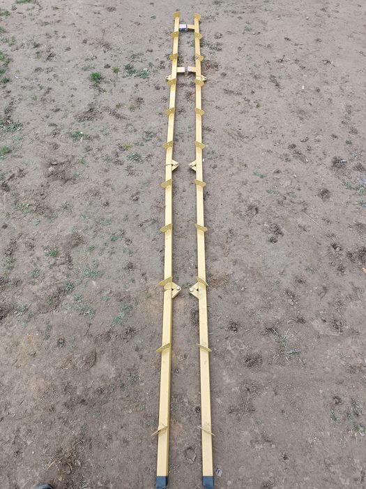 Schody ( konstrukcja) metalowe składane.