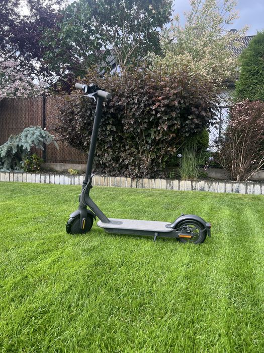 Xiaomi Mi Electric Scooter Essential