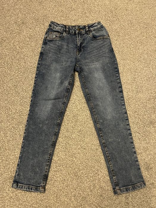 Spodnie dżinsowe roz 134