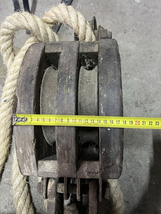 Cadernal, Moitão, roldana