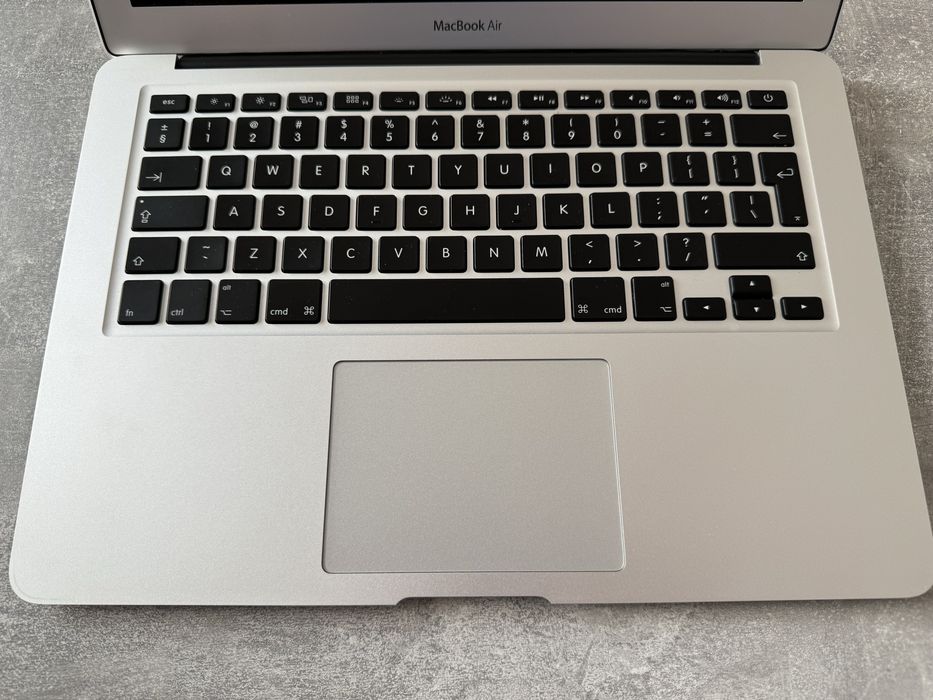 Laptop Macbook Air 13"