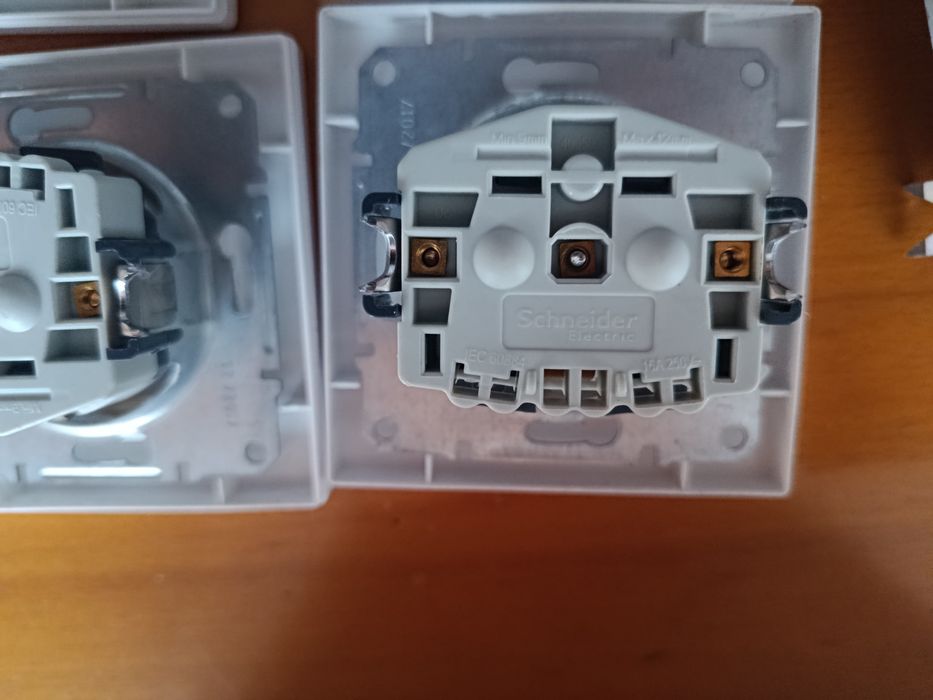 Tomadas interiores