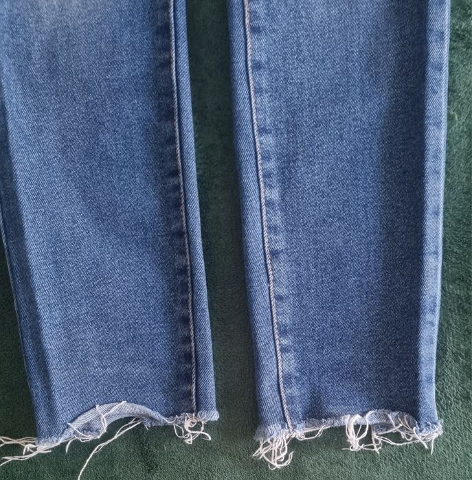 Jeansy damskie/młodzieżowe