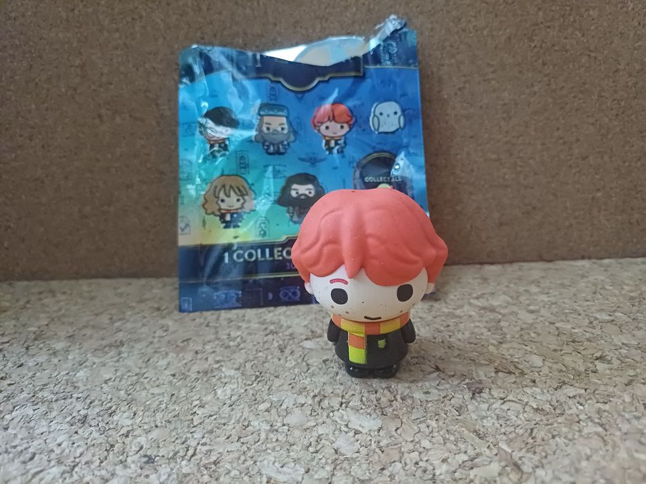 Figurka kolekcjonerska 
wysokość ok 5 cm