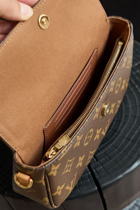 Lv wallet on chain сумка