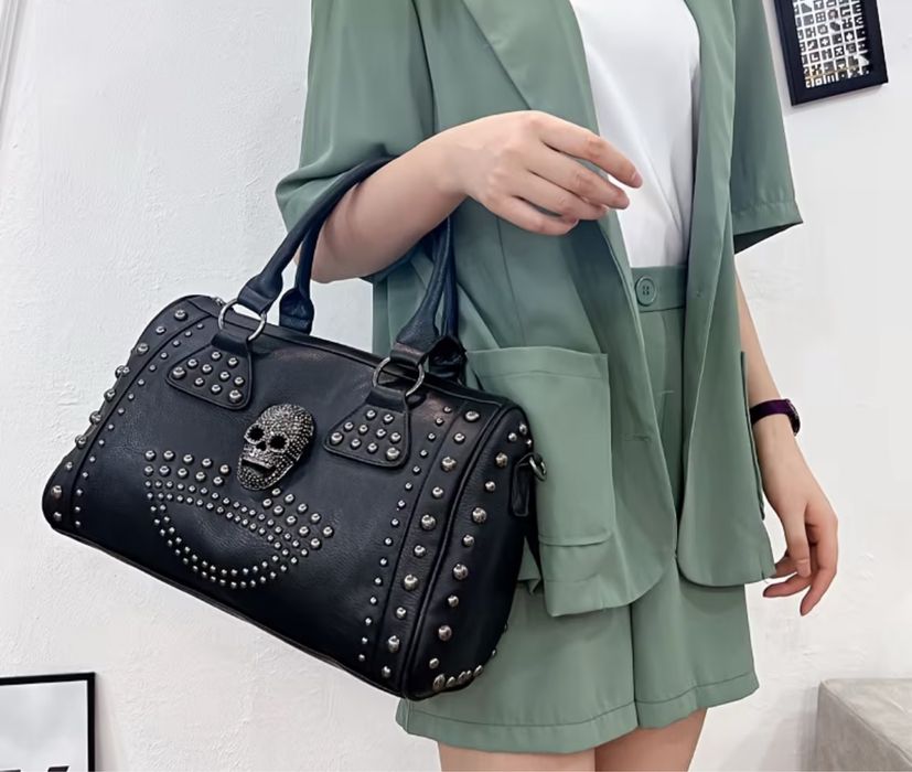 сумка с черепом y2k