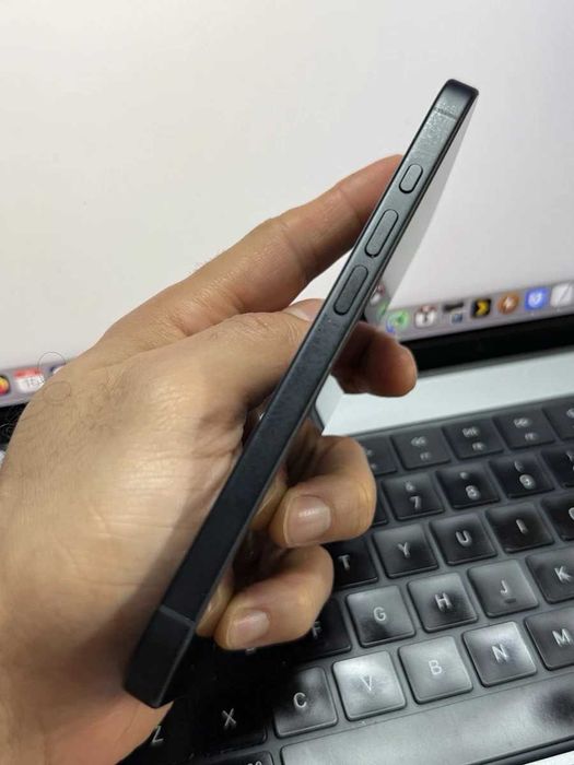 Iphone 16 Impecável + Capa Apple Original