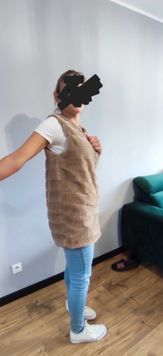 Elegancka futrzana kamizelka m