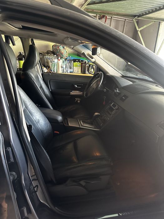 Volvo XC90 D5 AWD 163cv Auto | 7 Lugares