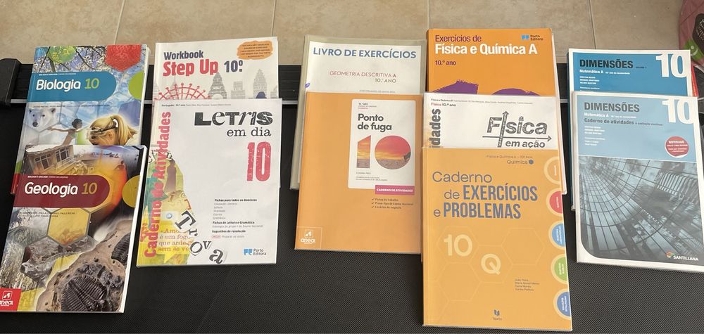 Vendo Livros escolares, atividades e de apoio 8, 9, ano
