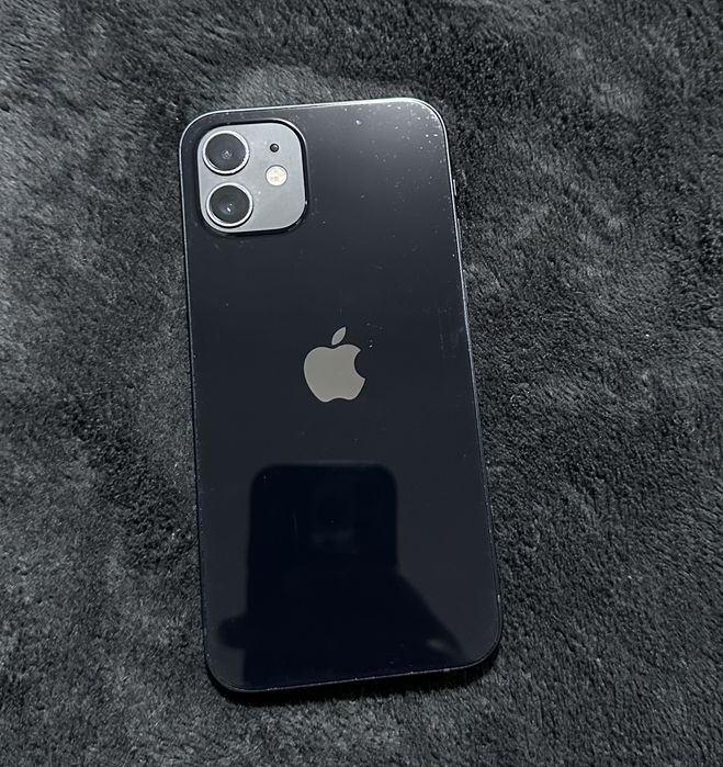 iPhone 12 128GB preto + muitas capas e películas