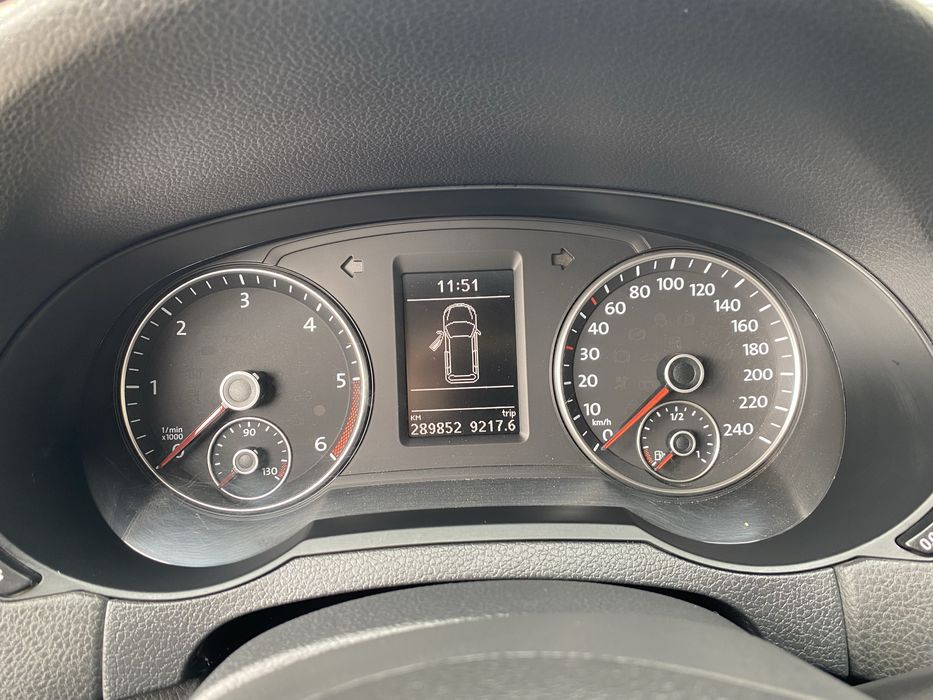 Продається Volkswagen Sharan 2011 року