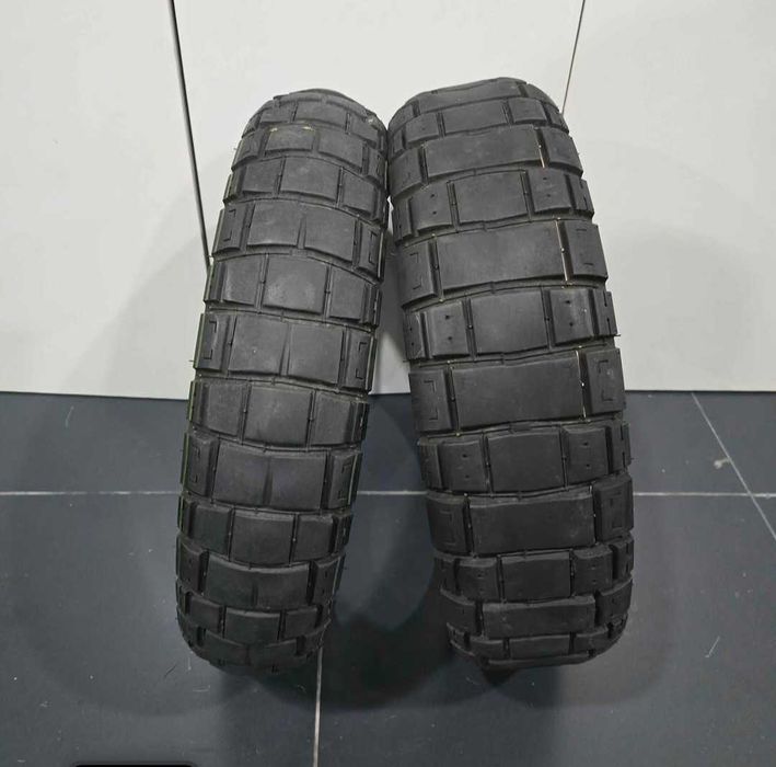Pneus CST 110/70-17 e 130/70-17