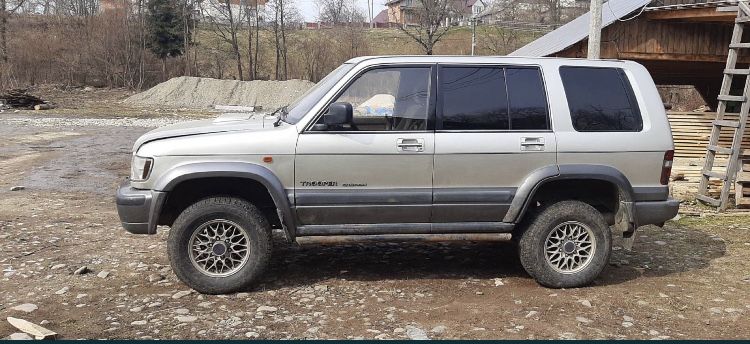 Запчастини Isuzu Trooper (Opel Monterey)