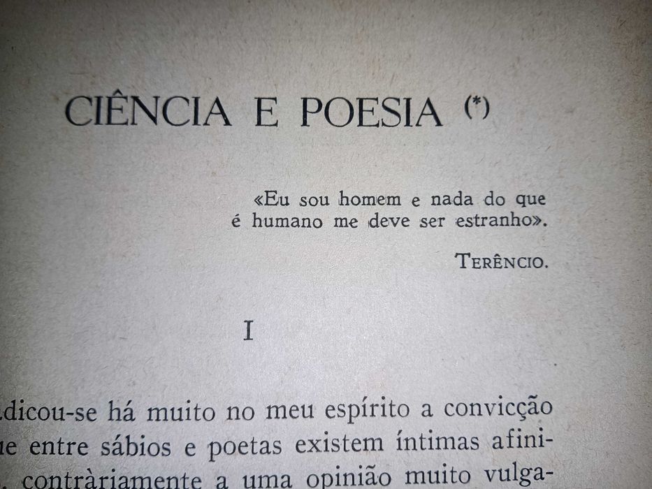 Livro assinado António Eduardo Lobo Vilela Ciencia e Poesia
