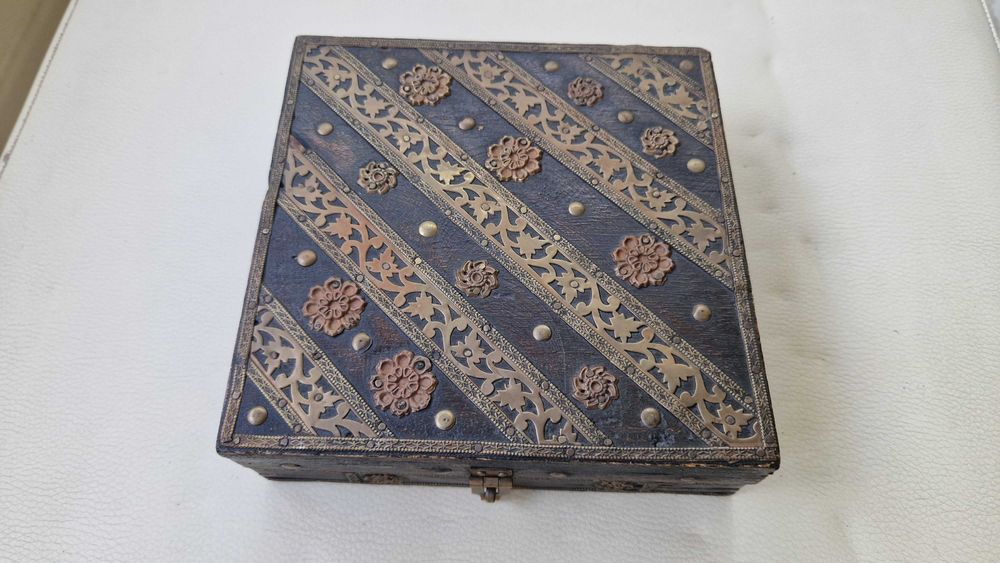 Caixa de Madeira decorativa